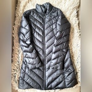 Patagonia Tres 3 in 1 parka INNER LINING ONLY with minor flaws. 700 fill down.